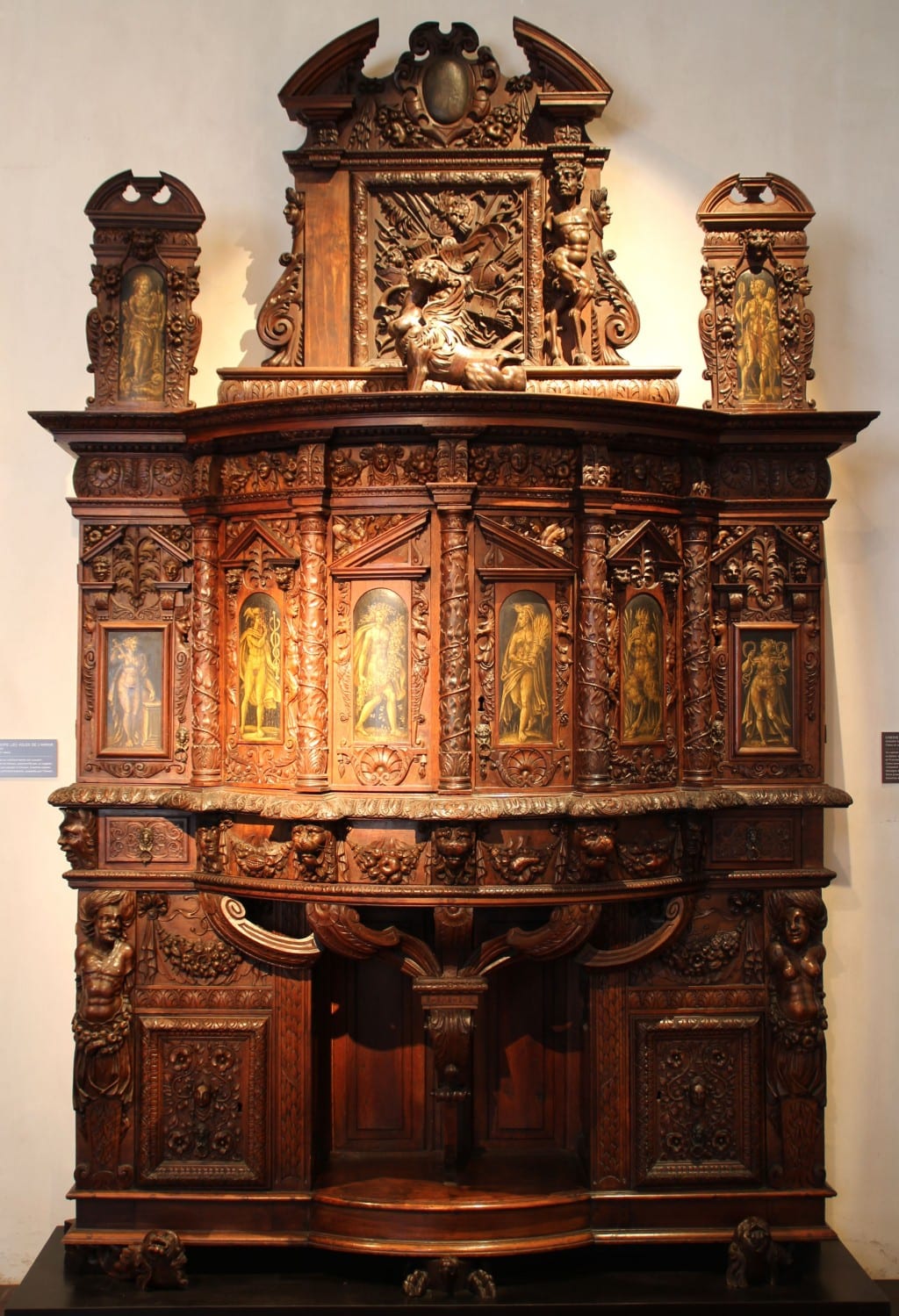 Cabinet de Curiosité, Musée du Temps de Besançon